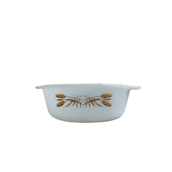 Fire King Golden Wheat casserole dish 1.5 quart anchor hocking 447 - Picture 1 of 5